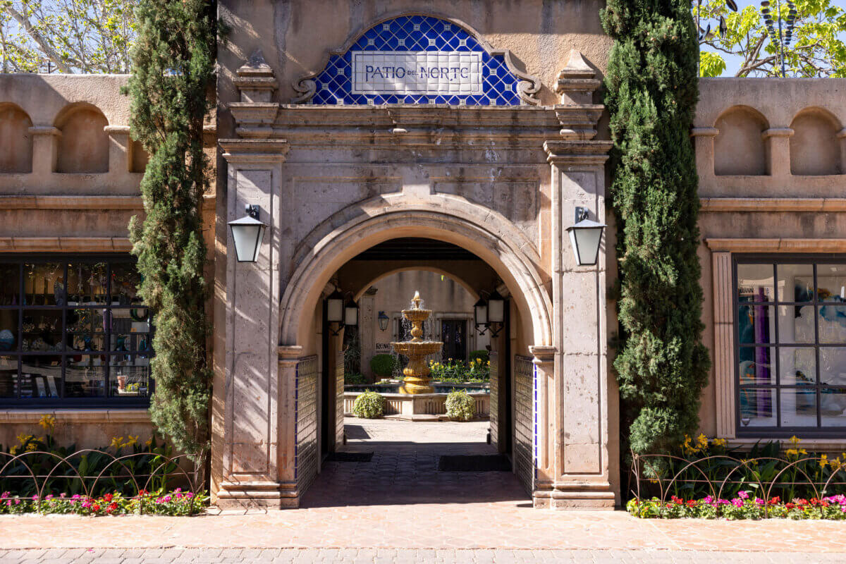 Tlaquepaque shopping area in Sedona
