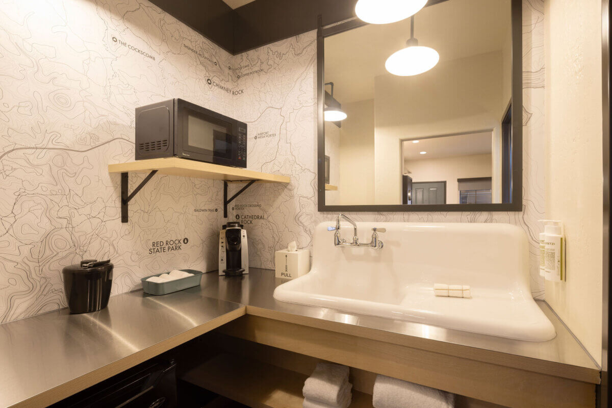 Oversized sink, microwave, coffee maker and mini fridge in all rooms